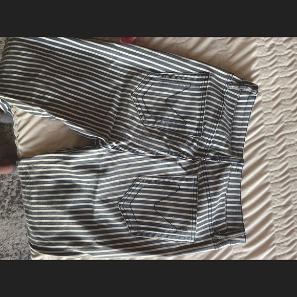 Show Me Your MuMu The Berkeley Zip Up Bells Sea and Sand Stripe Like New - Picture 4 of 4